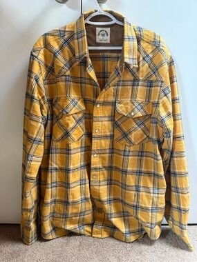Dubinik Yellow Plaid Button-Up Flannel Shirt